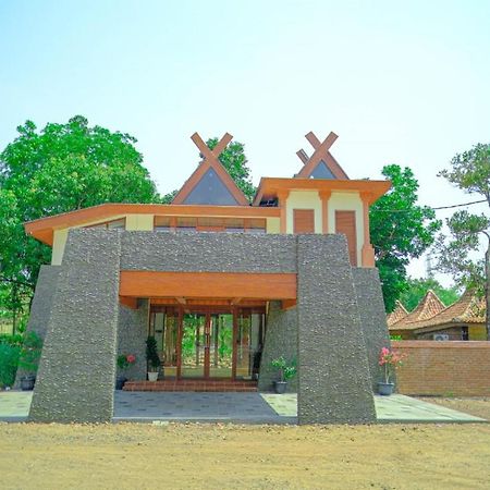 Point Of View Hotel & Resort Majalengka Eksteriør billede